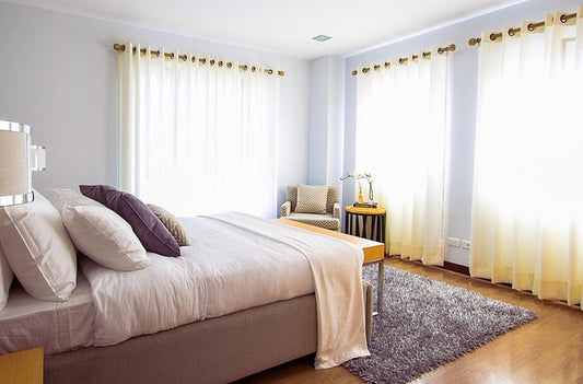 What Are the Best Bedroom Design and Color Ideas for a Modern Small Bedroom?