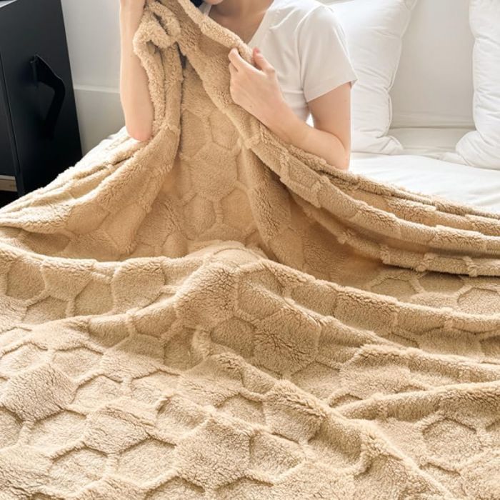 Luxury Pure Softness and Elegance Blanket 200 x 230 cm