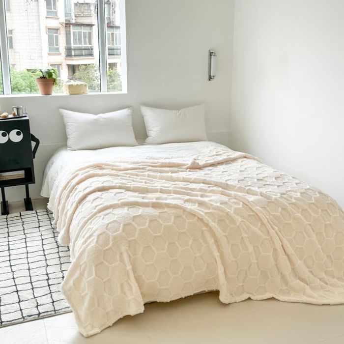 Luxury Pure Softness and Elegance Blanket 200 x 230 cm